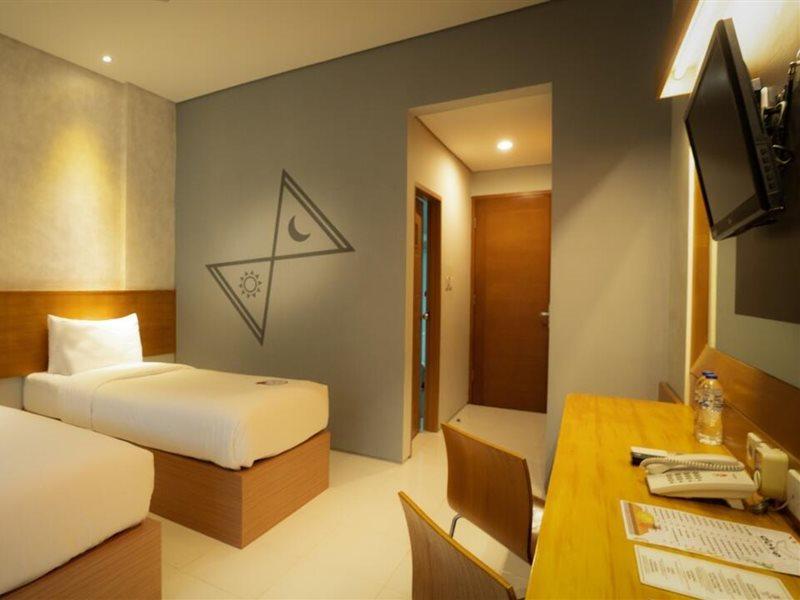 Nite & Day Mdc Puncak - Gadog Hotel Bogor Ngoại thất bức ảnh